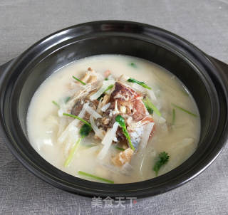Shredded Carrot Fish Soup recipe