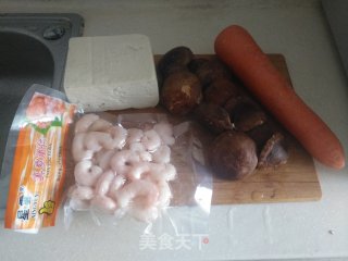 Mushrooms, Shrimp and Tofu in Claypot recipe