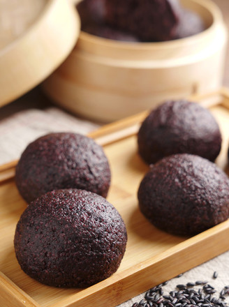 Wine Stuffed Black Rice Buns [teacher Kong to Cook]