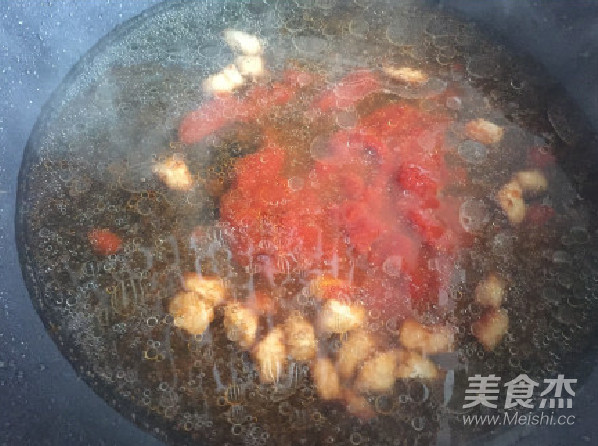 Hongguo's Recipe of Delicious Tomato Noodle Soup recipe