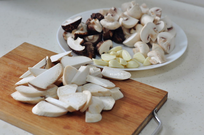 Roasted Mushrooms with Herbs recipe