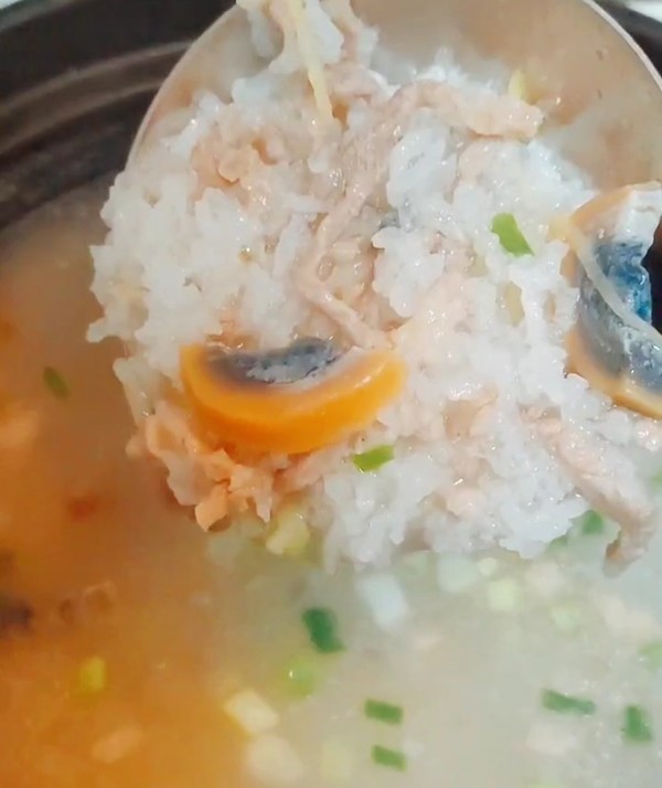 Congee with Preserved Egg and Lean Meat recipe