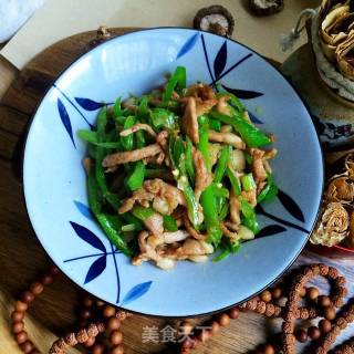 Stir-fried Shredded Pork with Green Pepper recipe