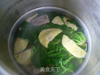 Spinach and Egg Dumplings Spare Rib Soup recipe