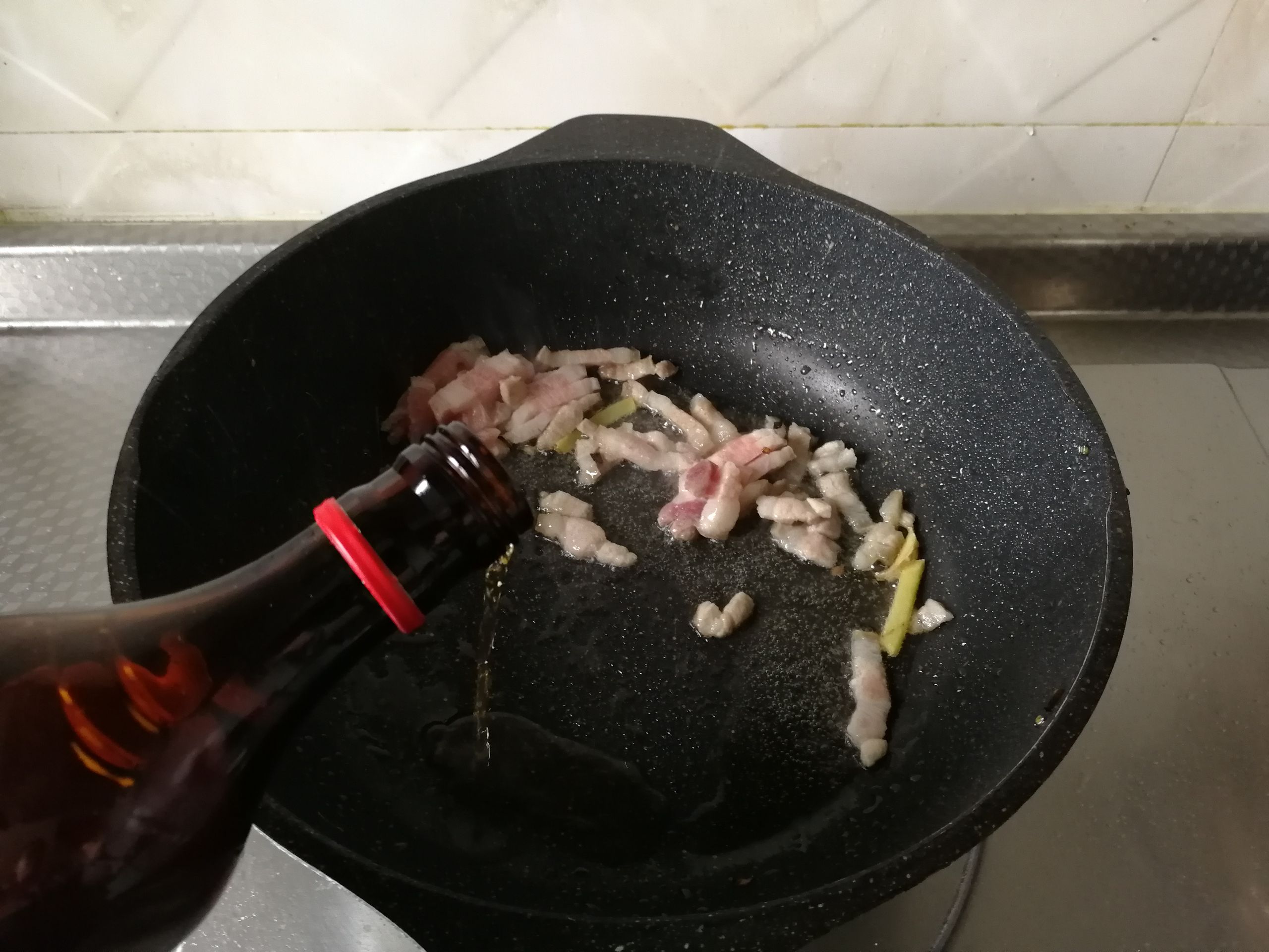 Stir-fried Shredded Pork with Zucchini recipe