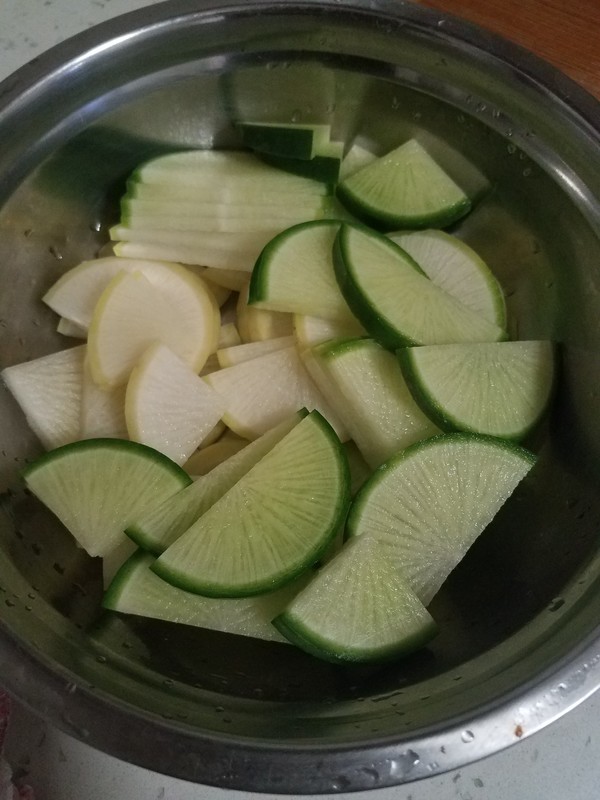 Stewed Spanish Mackerel with Radish recipe