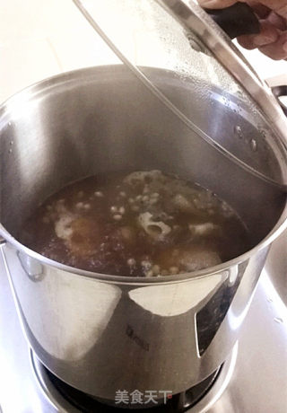 Soybean, Lotus Root and Pork Ribs Soup recipe
