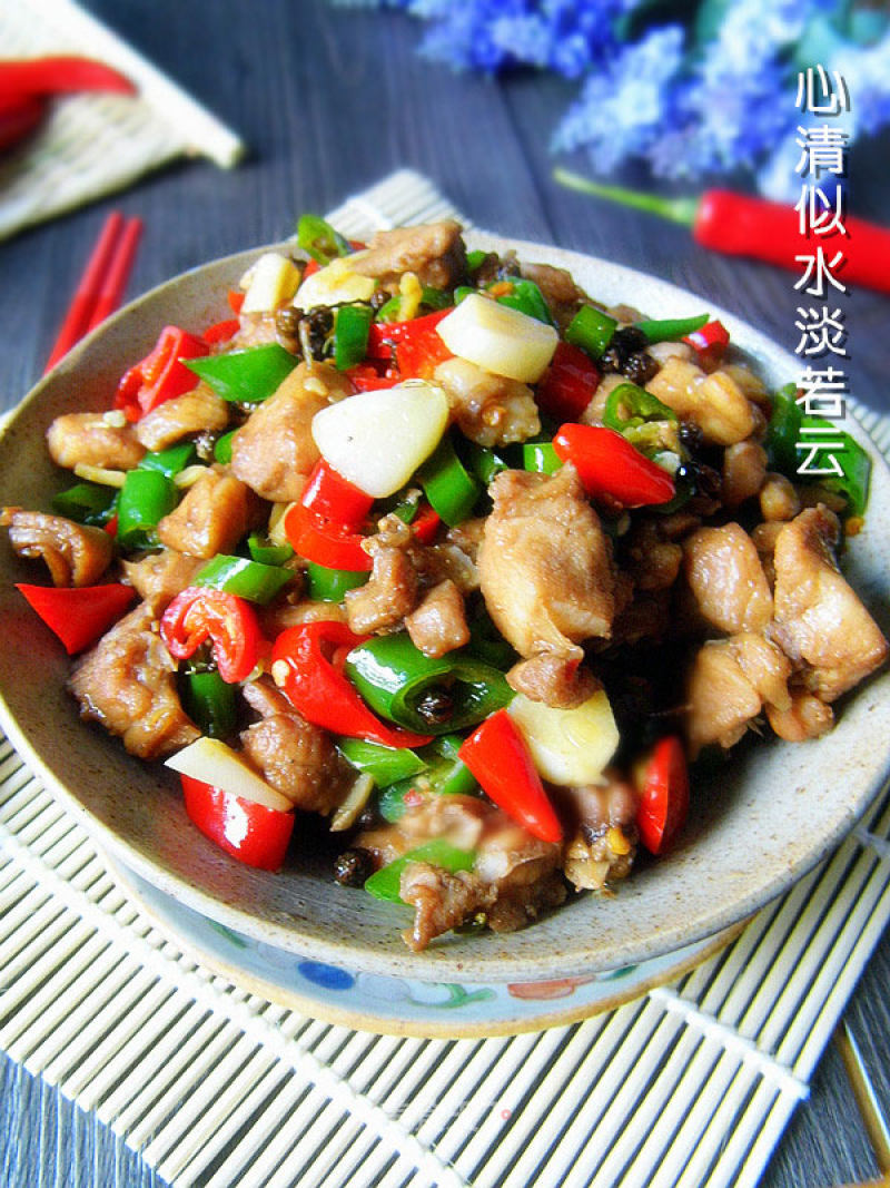 Yupai Jianghu Cuisine------- Hot Pepper Rabbit recipe