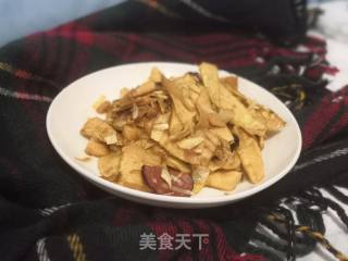 Stir-fried Bacon with Winter Bamboo Shoots recipe