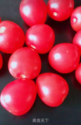 Little Tomato Sugar Snowballs recipe