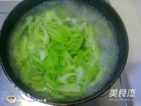 Cold Yuba Celery recipe