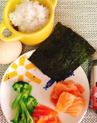 Salmon Nori Roll recipe