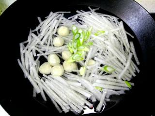 Chicken Ball Soup with Shredded Radish and Vermicelli recipe