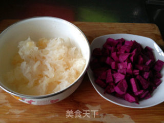 Purple Sweet Potato and Tremella Soup recipe