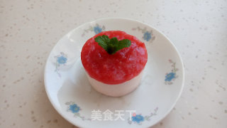 Ling Han Alone, Charming and Charming-plum Fragrant Strawberry Mousse recipe