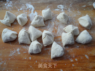 Steamed Buns with Pork and Cowpeas——five-star Hotel Chef's Practice recipe