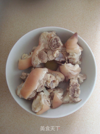 Snow Pea Hoof Soup recipe