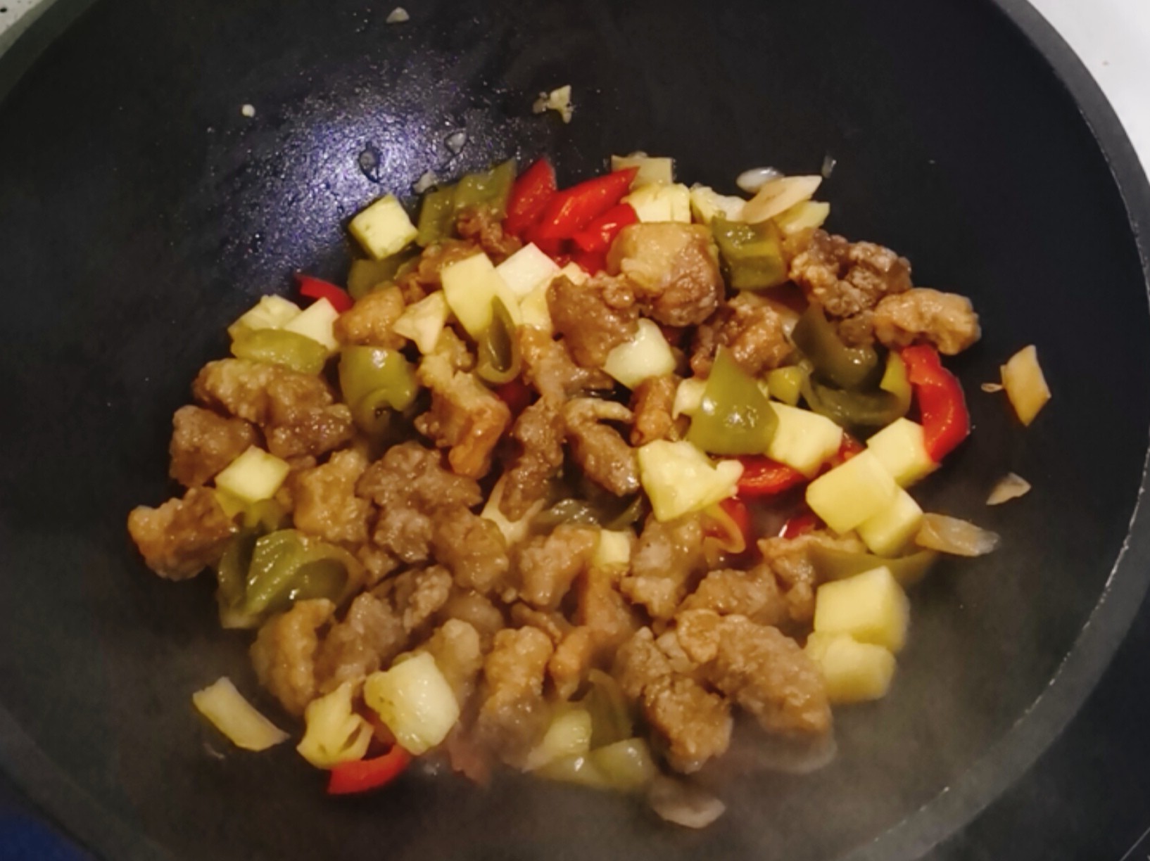 Sweet and Sour Pineapple Sour Pork, The Whole Family Loves to Eat recipe