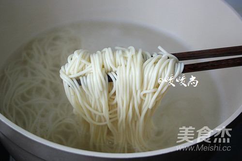 Fried Noodles with Mushroom in Oyster Sauce recipe