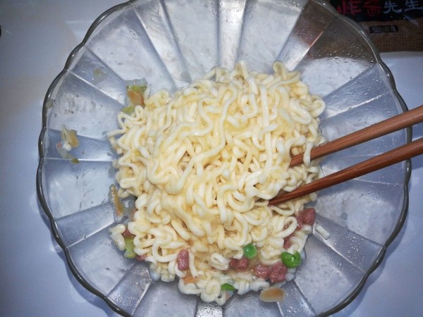 Bawang Supermarket丨instant Noodles Transformed into Delicious Omelets recipe