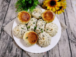 Cabbage, Vermicelli and Ham Fried Buns recipe