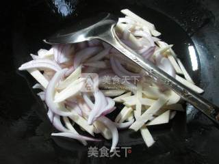 Stir-fried Rice White with Onion Pork Belly recipe