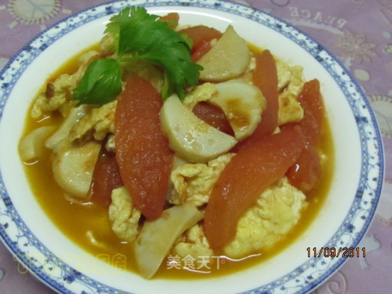 Scrambled Eggs with Pleurotus Eryngii and Tomato recipe