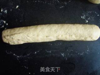 [spring Story] Fish Sausage Wheat Ear Bread recipe