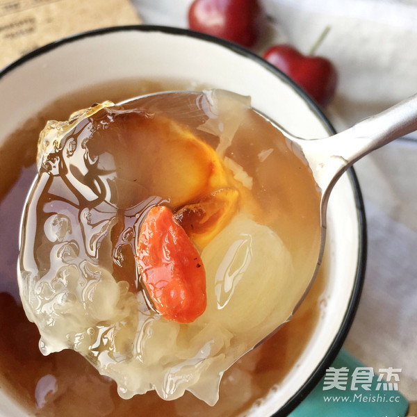 White Fungus Soup recipe