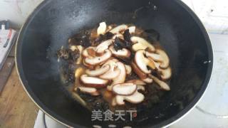 Noodles with Mushrooms and Eggs recipe