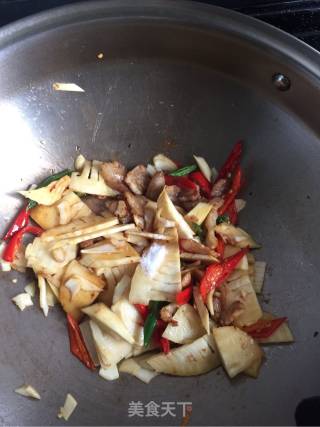 Fried Pork with Kelp and Bamboo Shoots recipe