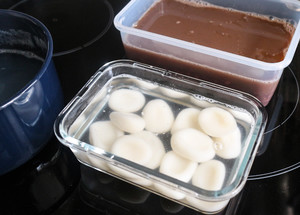 Japanese Style Brown Sugar Red Bean Dumpling Ice recipe