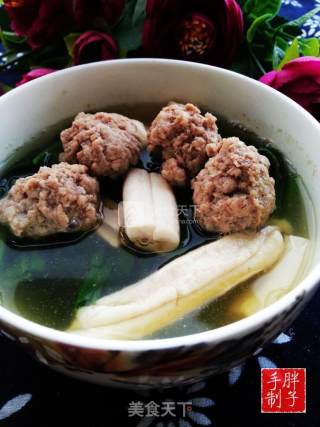 Bone Marrow Spinach Boiled Meatballs recipe