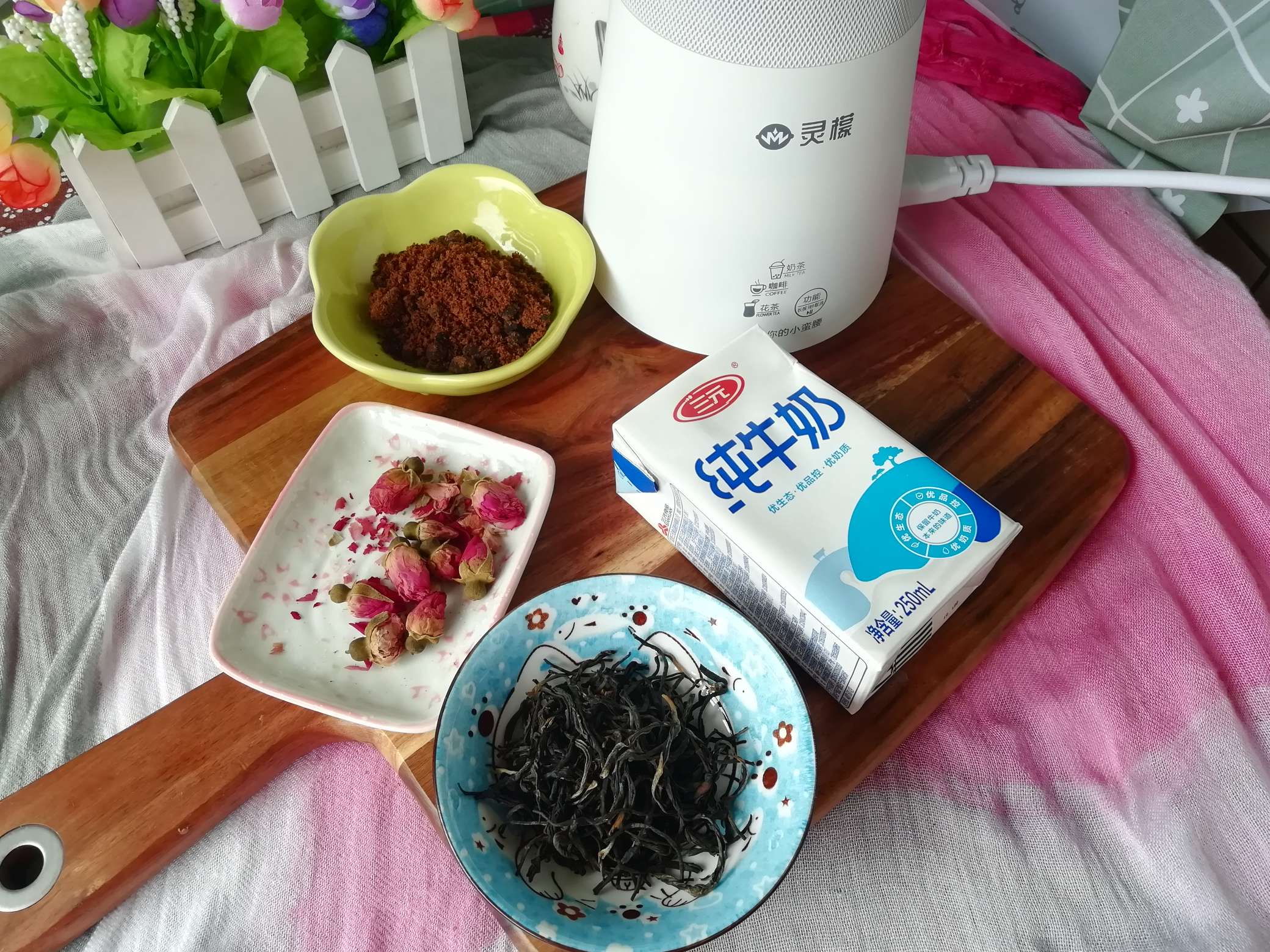 Brown Sugar Rose Milk Tea recipe