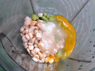 Green Peas and Glutinous Corn Evaporated Cake recipe