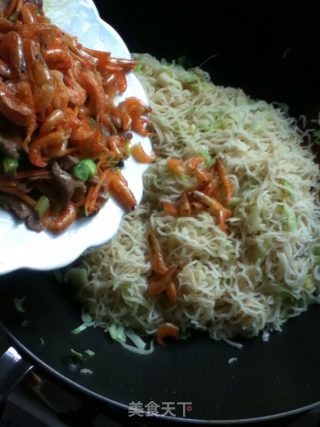 Fried Rice Noodles recipe