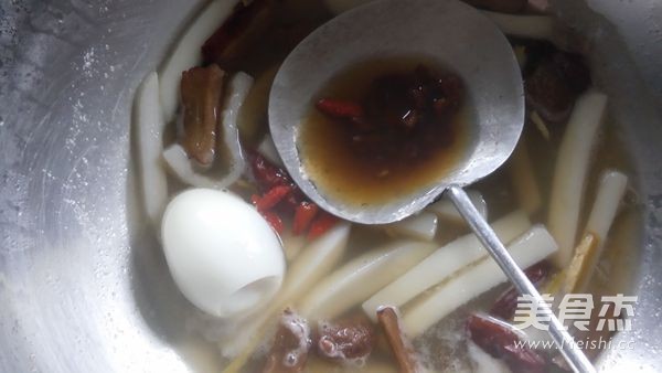 Two Pieces of Cakes Boiled in Ginger Syrup recipe