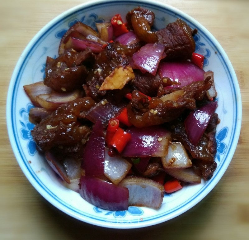 Super Spicy Braised Beef Brisket with Onions recipe