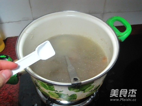 Duck Foot Seaweed Soup recipe