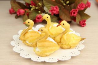 Swan Puffs-do You Need A Reason to Love Him in An Elegant Atmosphere? recipe