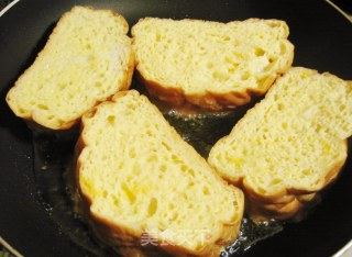 Bake French Bread for A Good Breakfast recipe