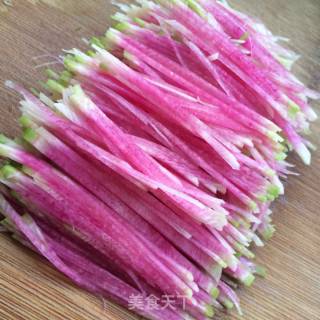 How to Quickly Pickle Shredded Radish recipe