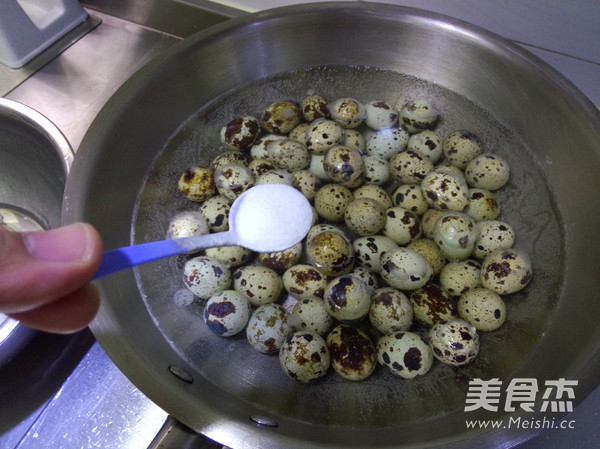 Marinated Tofu and Quail Eggs recipe