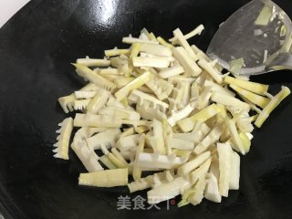 Braised Bamboo Shoots with Oil recipe