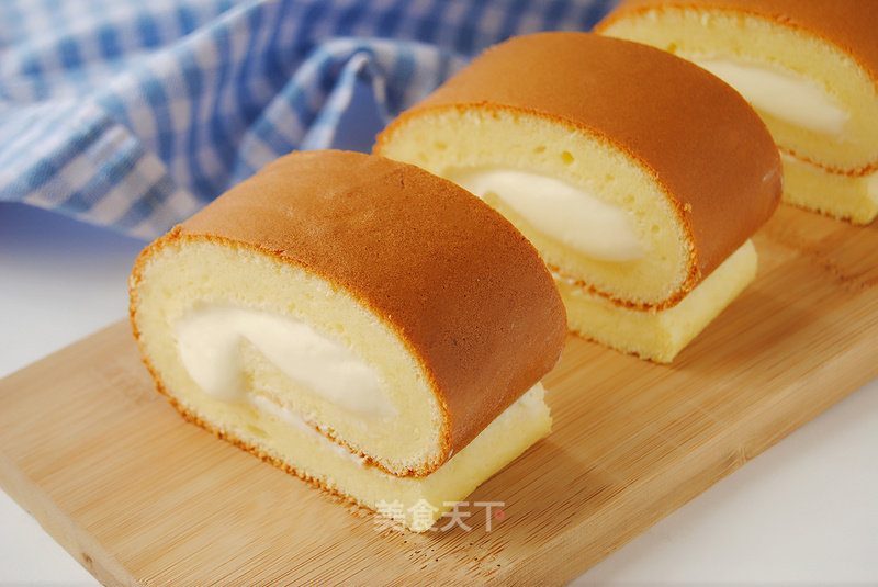 #aca烤明星大赛# Old Yogurt Hot Noodle Cake Roll recipe