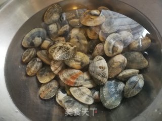 Clam in Oil and Brine recipe