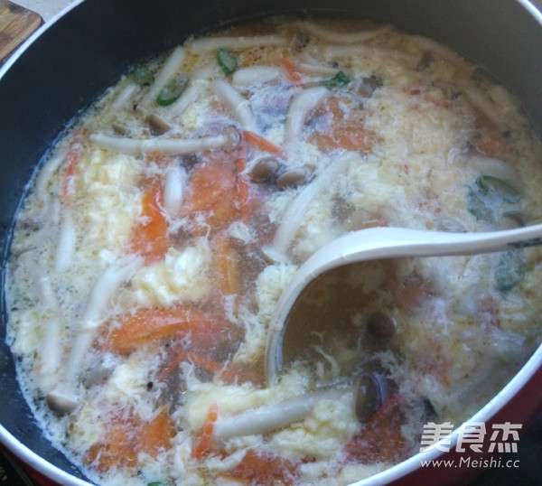 Spinach Tomato Mushroom Soup recipe