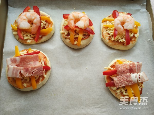 Mini Pizza ~ Breadmaker Version recipe