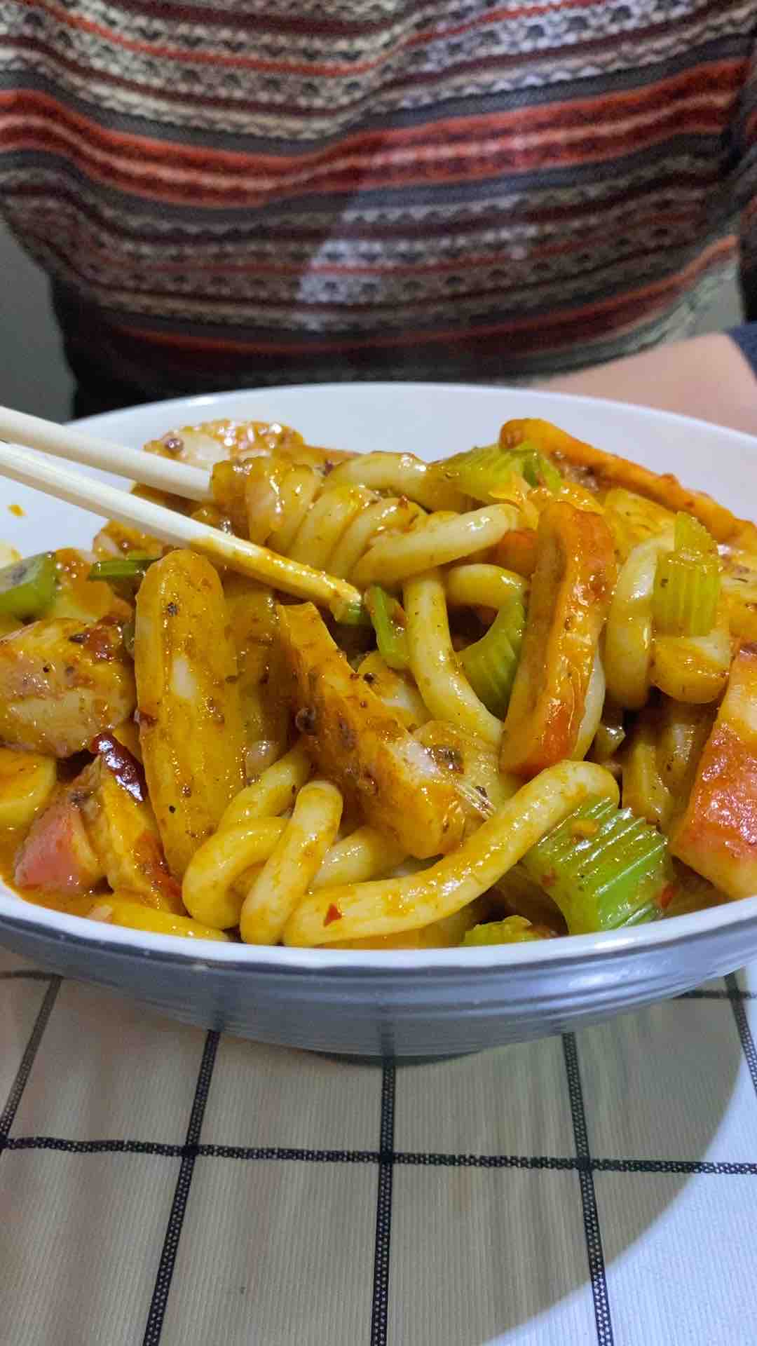 Xinjiang Fried Rice Noodles recipe