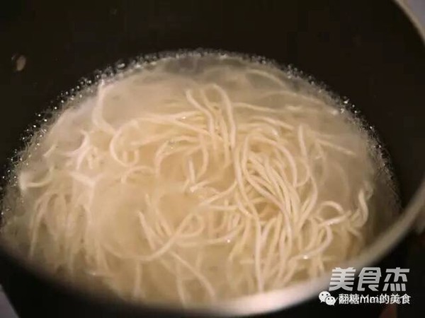 Reunion Seafood Noodle recipe